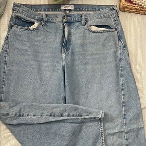 Abercrombie Long Barrel Jean